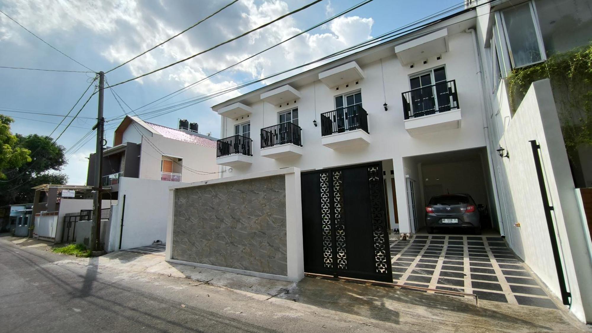 House Of Bedjo Powered By Cocotel Yogyakarta Esterno foto